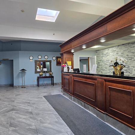 Town Inn Бордентаун Экстерьер фото
